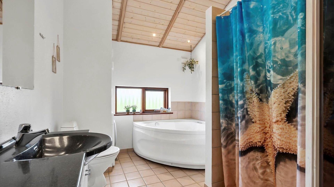 Photo of Bathroom in Thorsminde