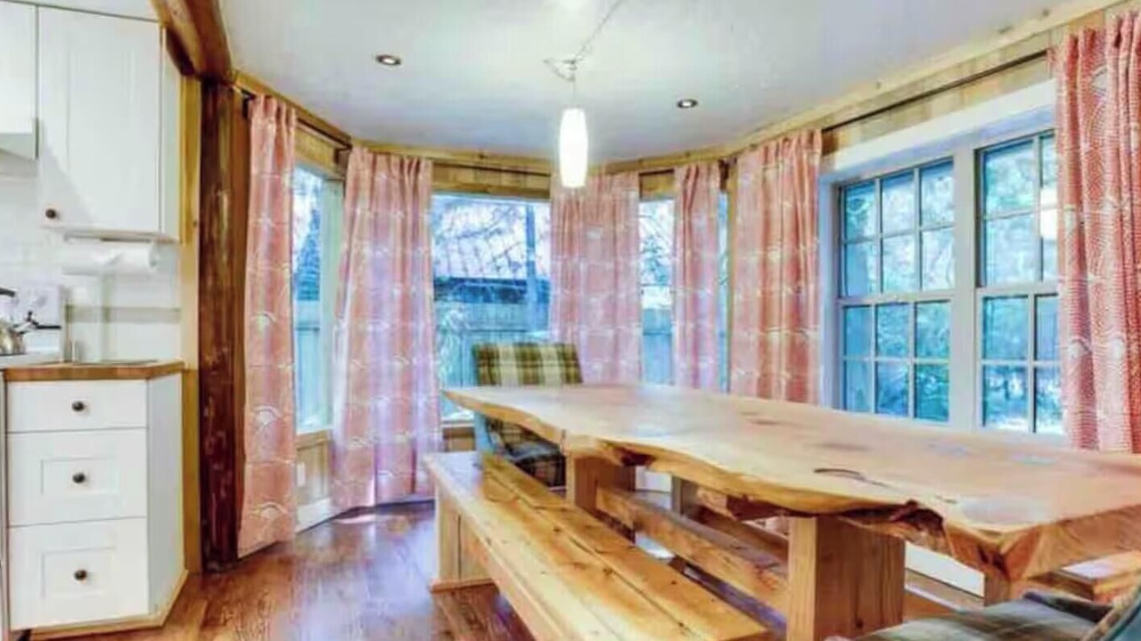 Photo of Others in Zigzag