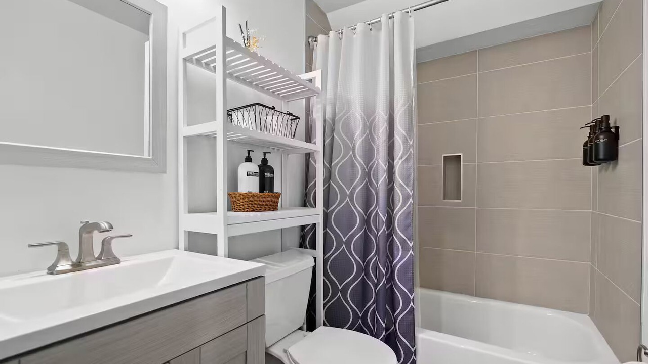 Photo of Bathroom in Columbia Heights