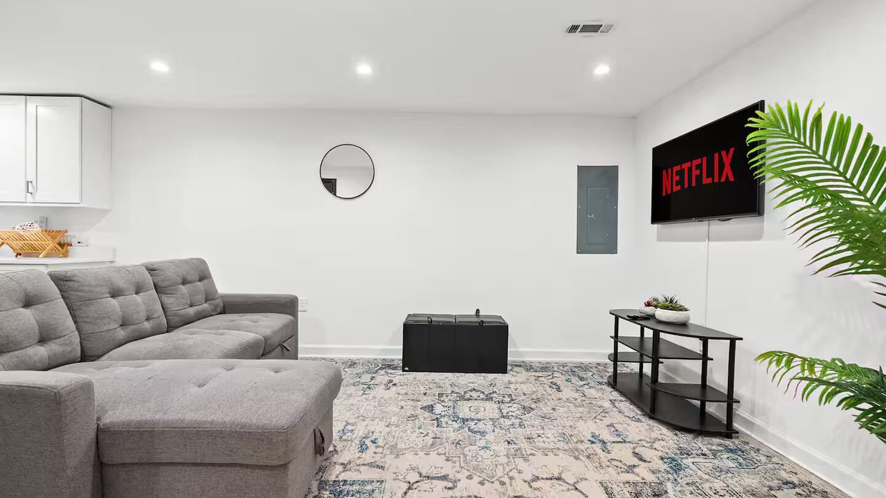 Photo of Livingroom in Columbia Heights