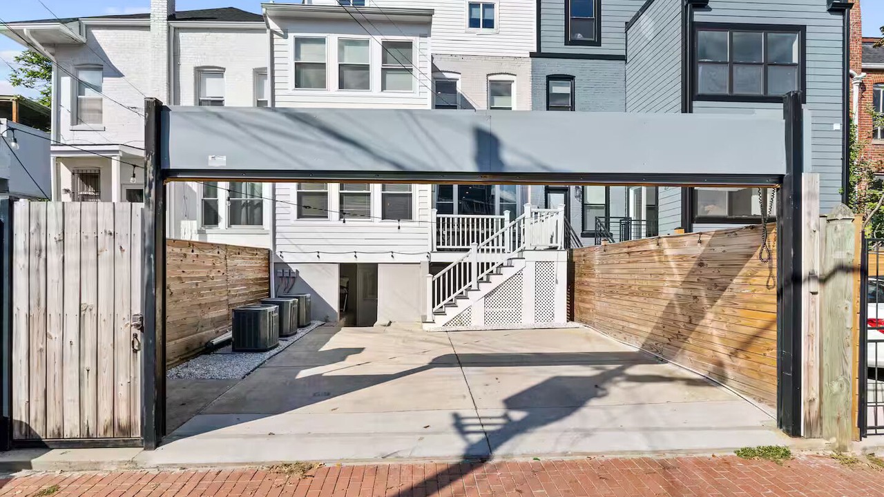 Photo of Outdoor in Columbia Heights