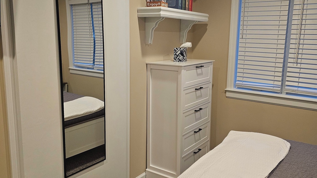 Photo of Bedroom in Mastic