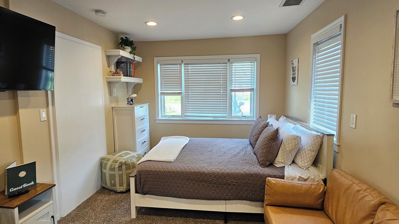 Photo of Bedroom in Mastic