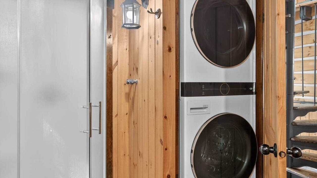 Photo of Bathroom in Saint-Alexis-des-Monts