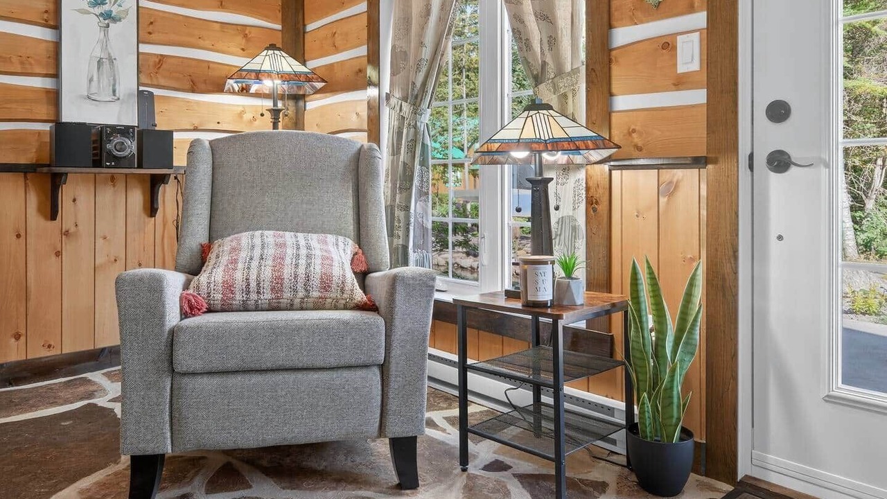 Photo of Livingroom in Saint-Alexis-des-Monts