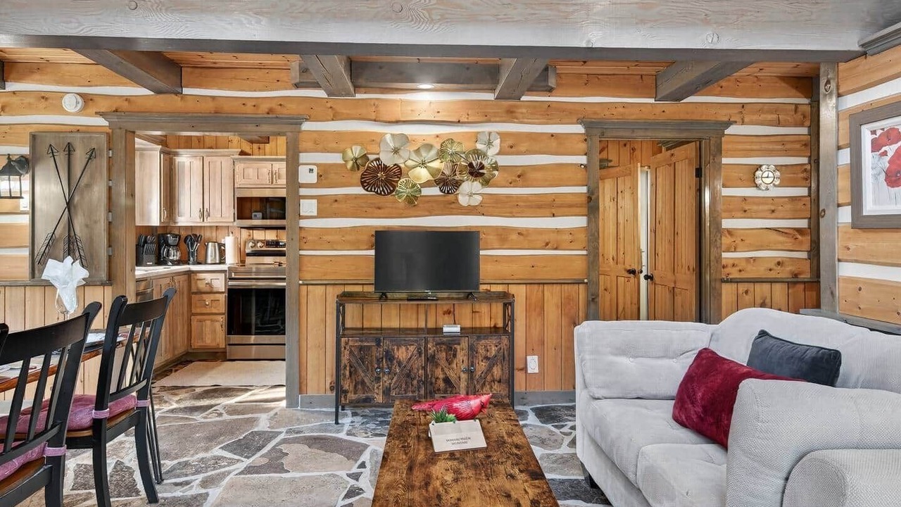 Photo of Livingroom in Saint-Alexis-des-Monts