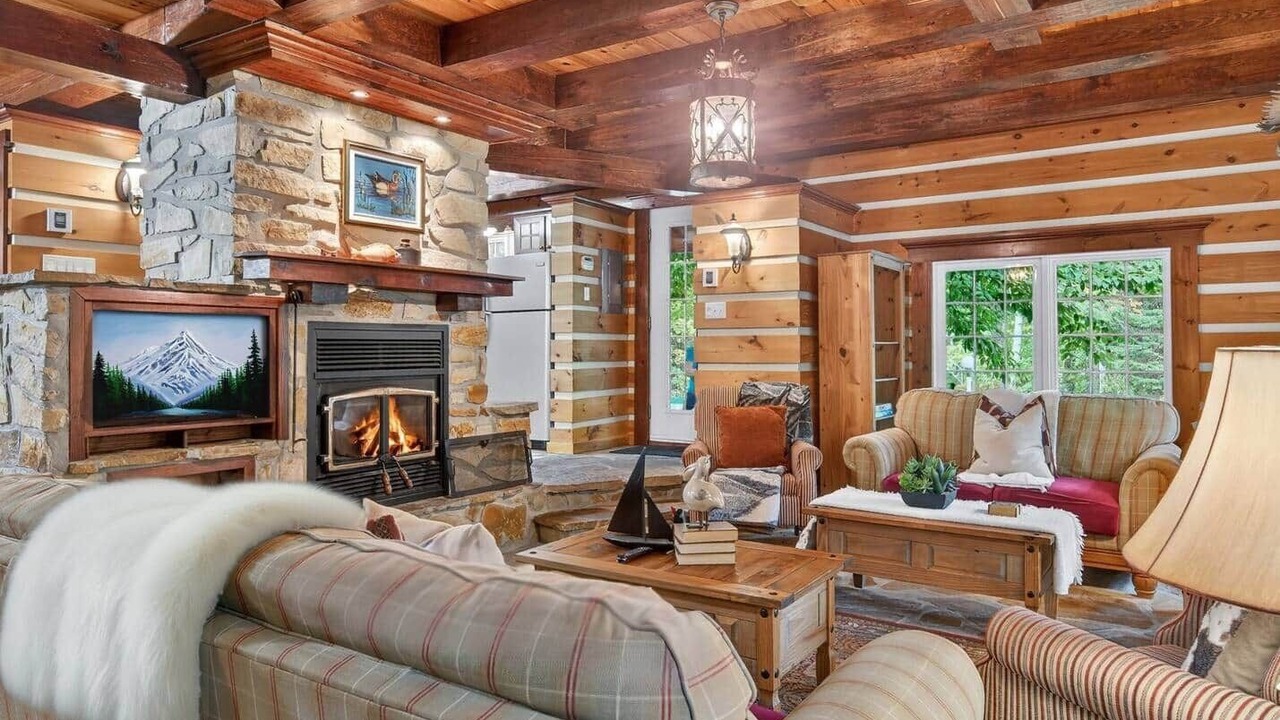 Photo of Livingroom in Saint-Alexis-des-Monts