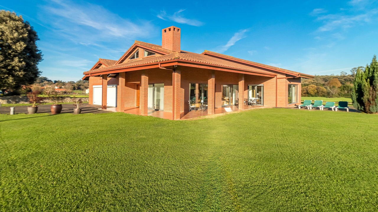 Photo of Outdoor in Escobedo de Camargo