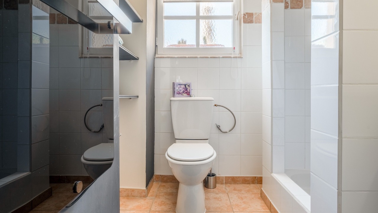 Photo of Bathroom in Barjac