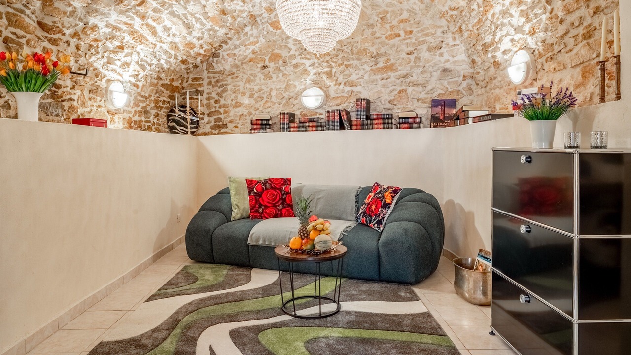 Photo of Livingroom in Barjac