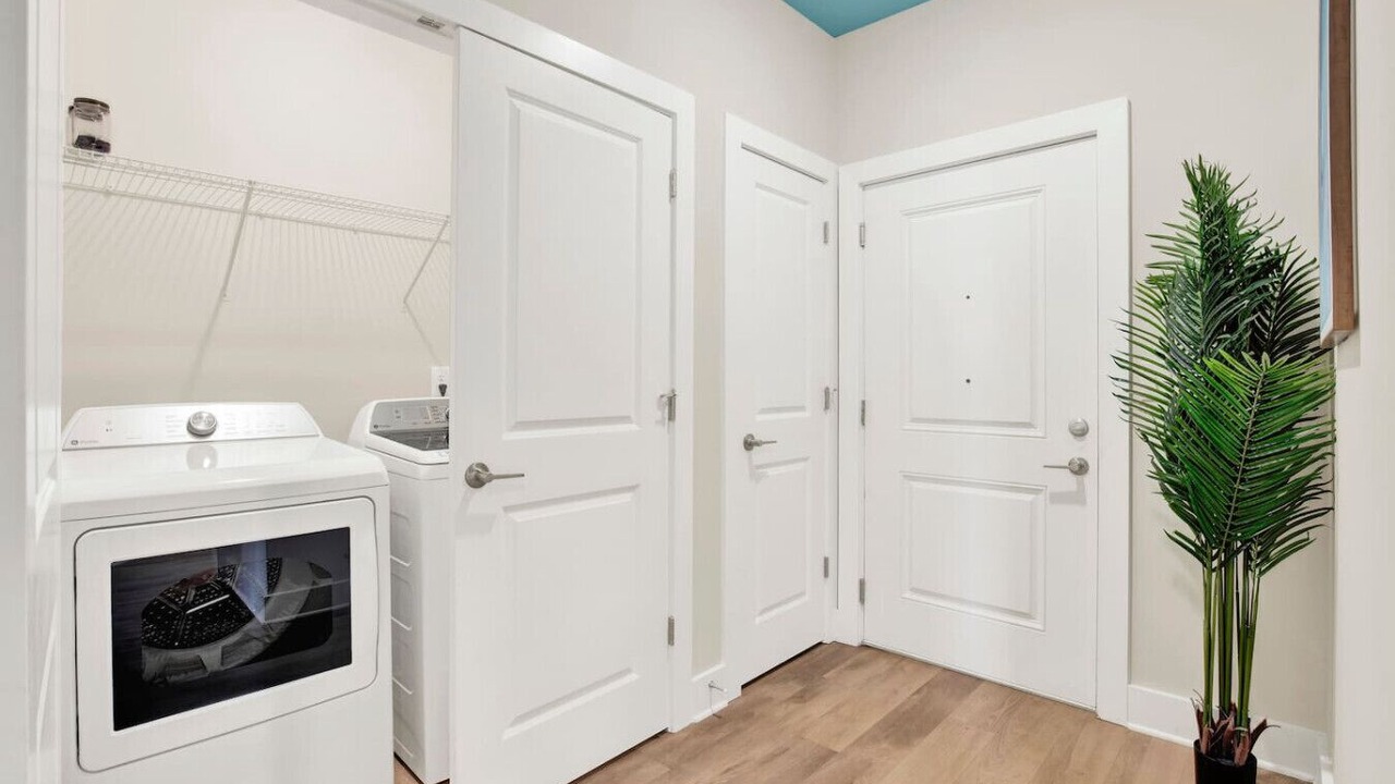 Photo of Others in Pooler