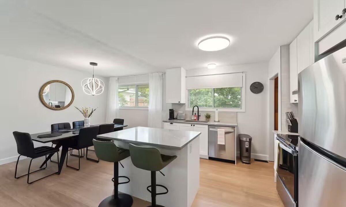 Photo of Kitchen in Ottawa Division