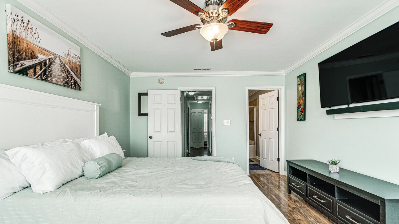 Photo of Bedroom in Southeast Raleigh