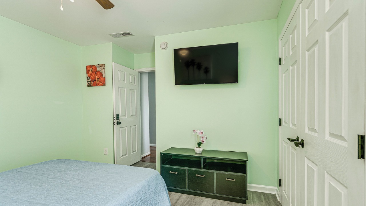 Photo of Bedroom in Southeast Raleigh