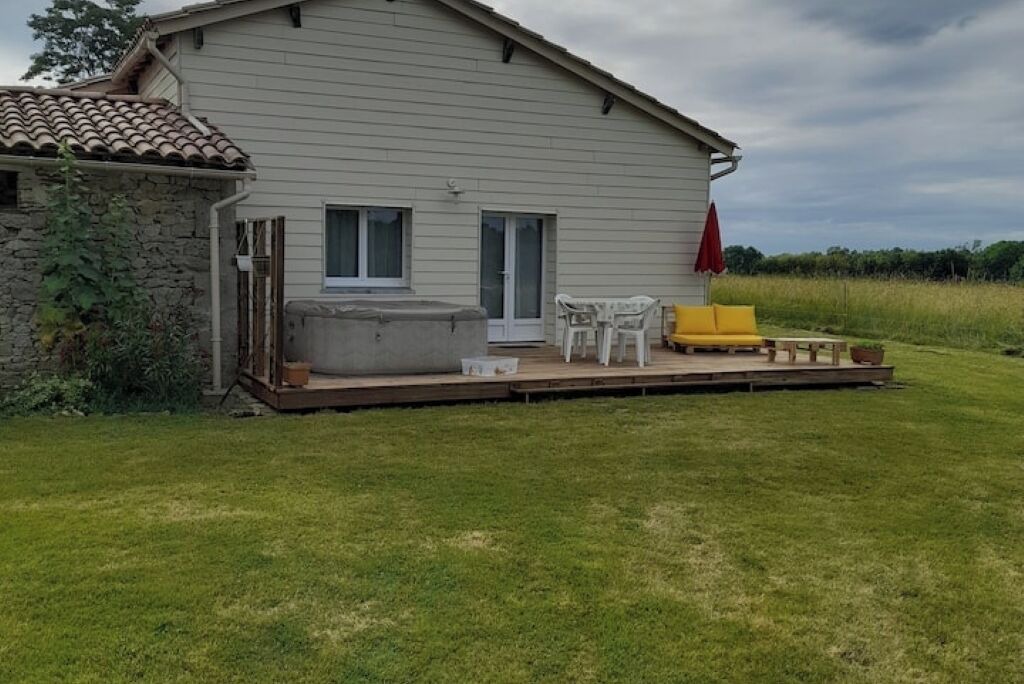 Photo of Outdoor in Saint-Meard-de-Gurcon