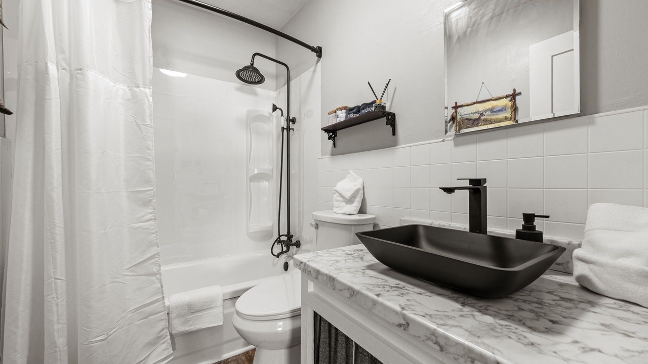 Photo of Bathroom in Cave City