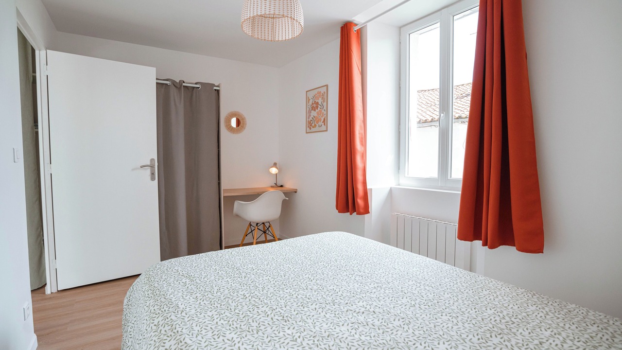 Photo of Bedroom in Saint-Astier