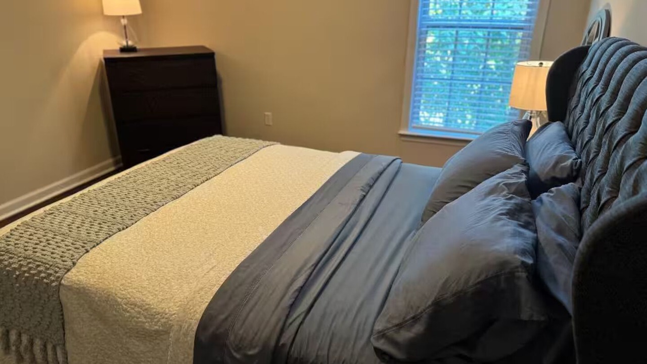Photo of Bedroom in Gwinnett Place