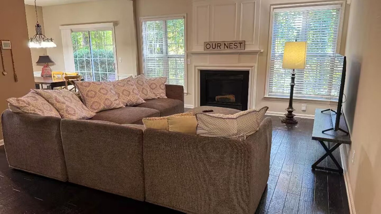 Photo of Livingroom in Gwinnett Place