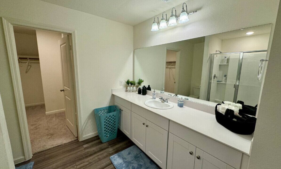 Photo of Bathroom in Crowley