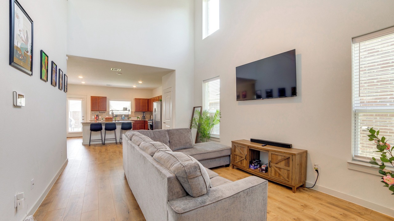 Photo of Livingroom in Forney