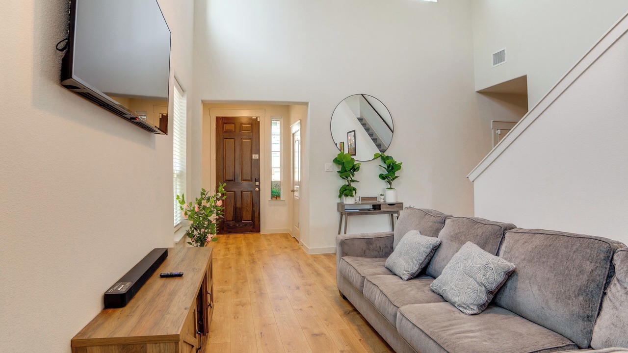 Photo of Livingroom in Forney