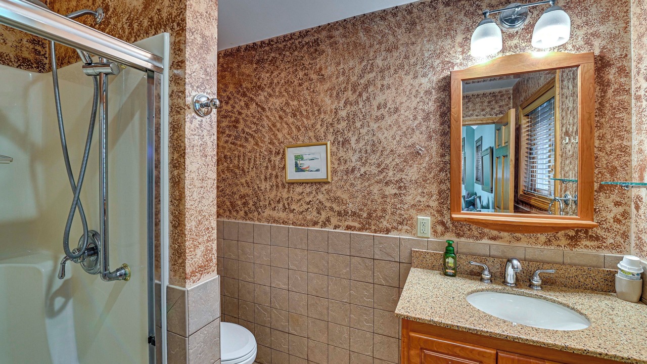Photo of Bathroom in Speculator