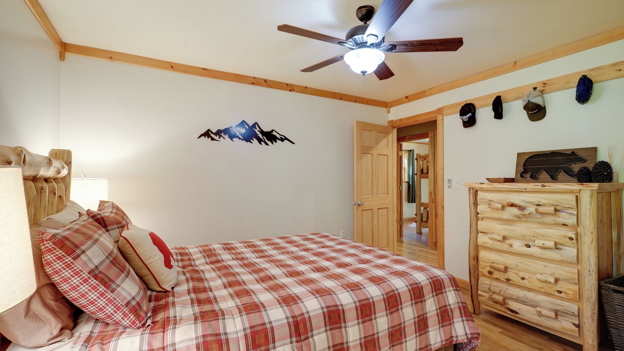 Photo of Bedroom in Jay