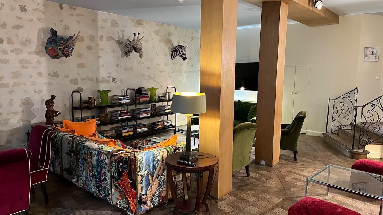 Photo of Livingroom in Arsenal