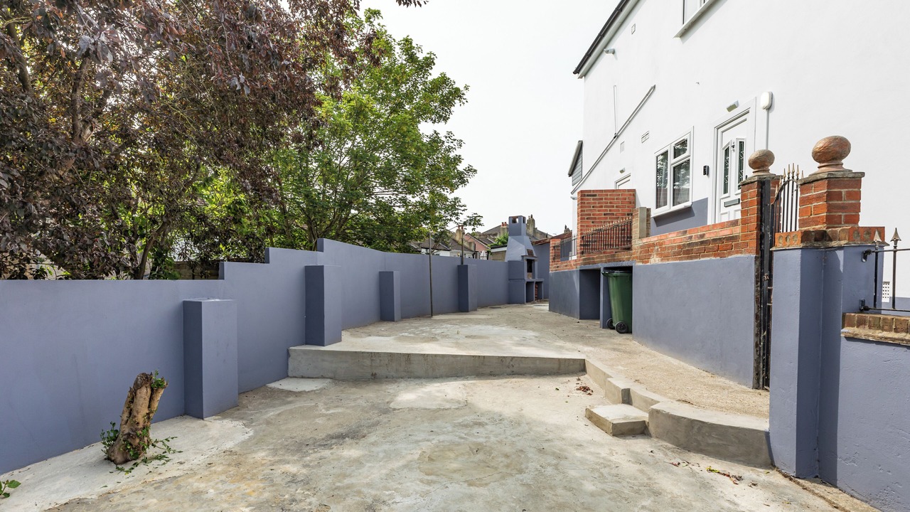 Photo of Outdoor in Plumstead