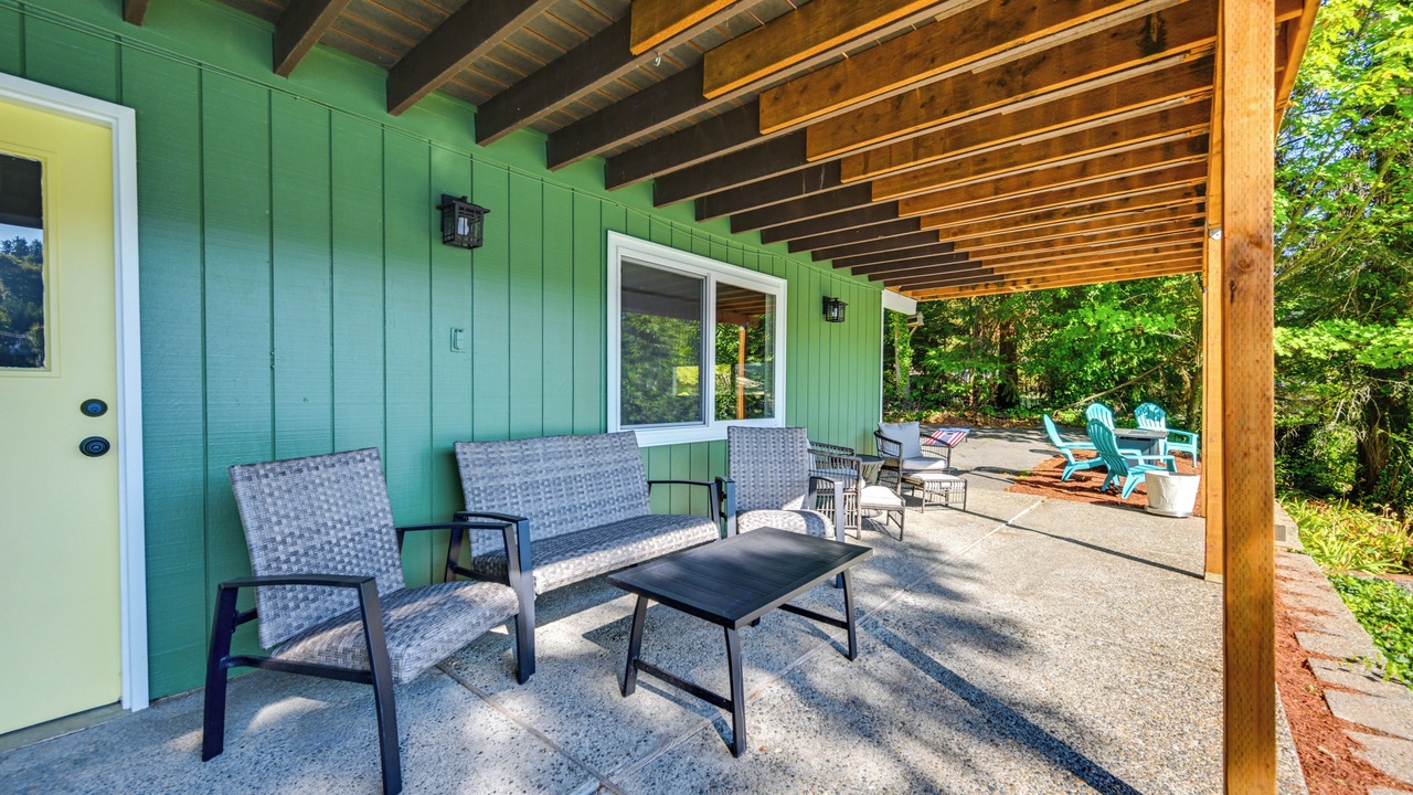 Photo of Outdoor in East Olympia