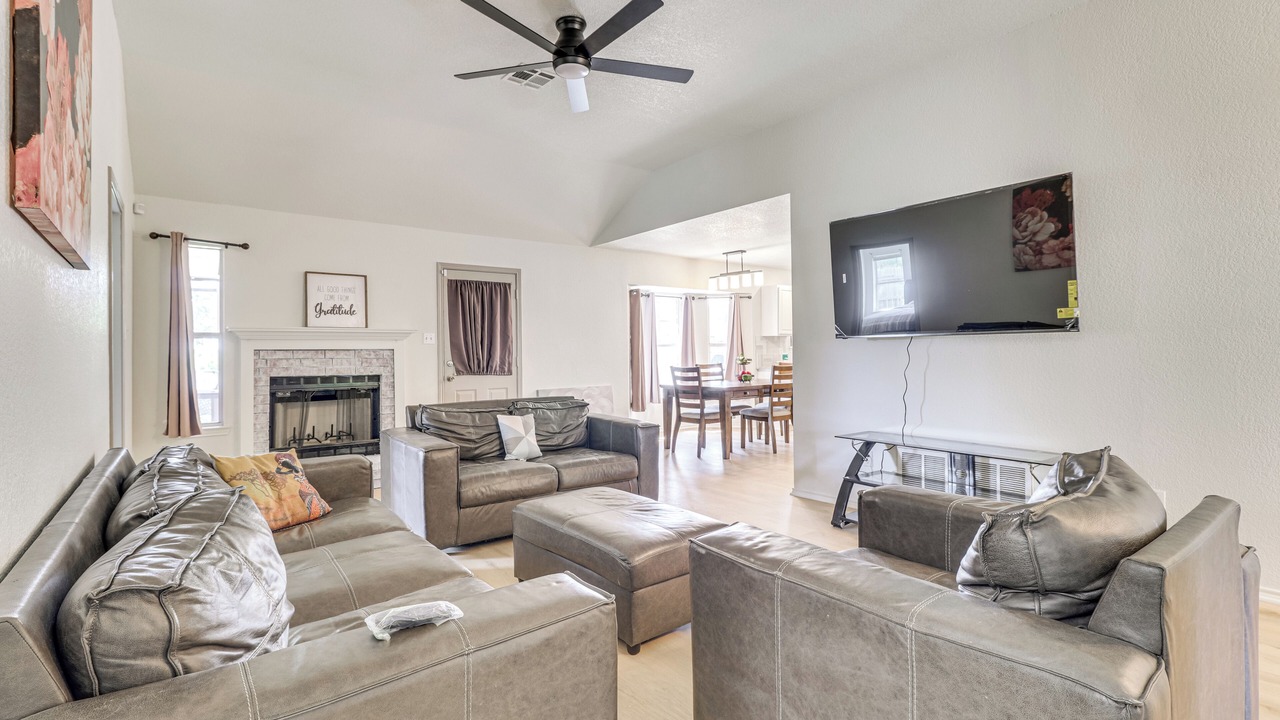 Photo of Livingroom in Killeen