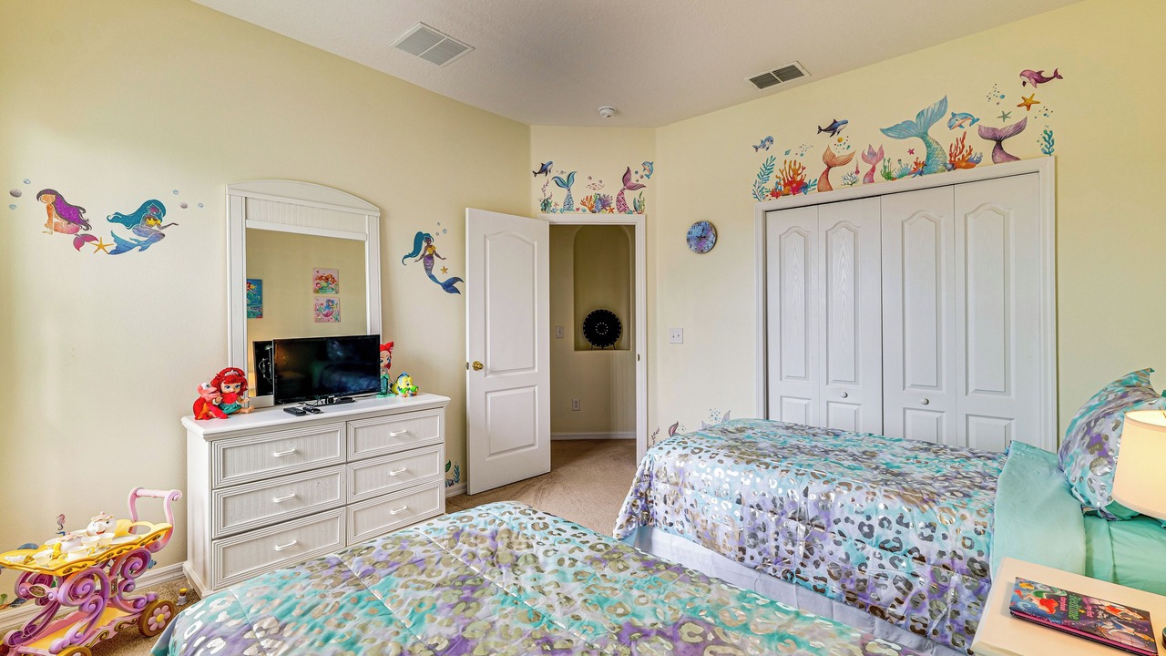 Photo of Bedroom in Tuscan Hills