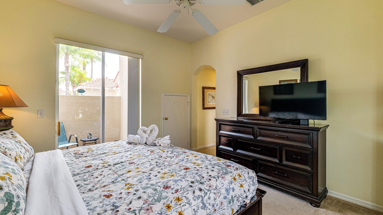Photo of Bedroom in Tuscan Hills