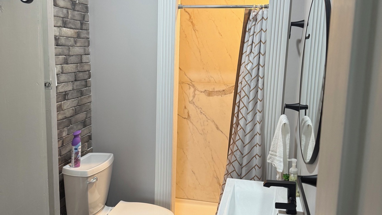 Photo of Bathroom in Holdrege