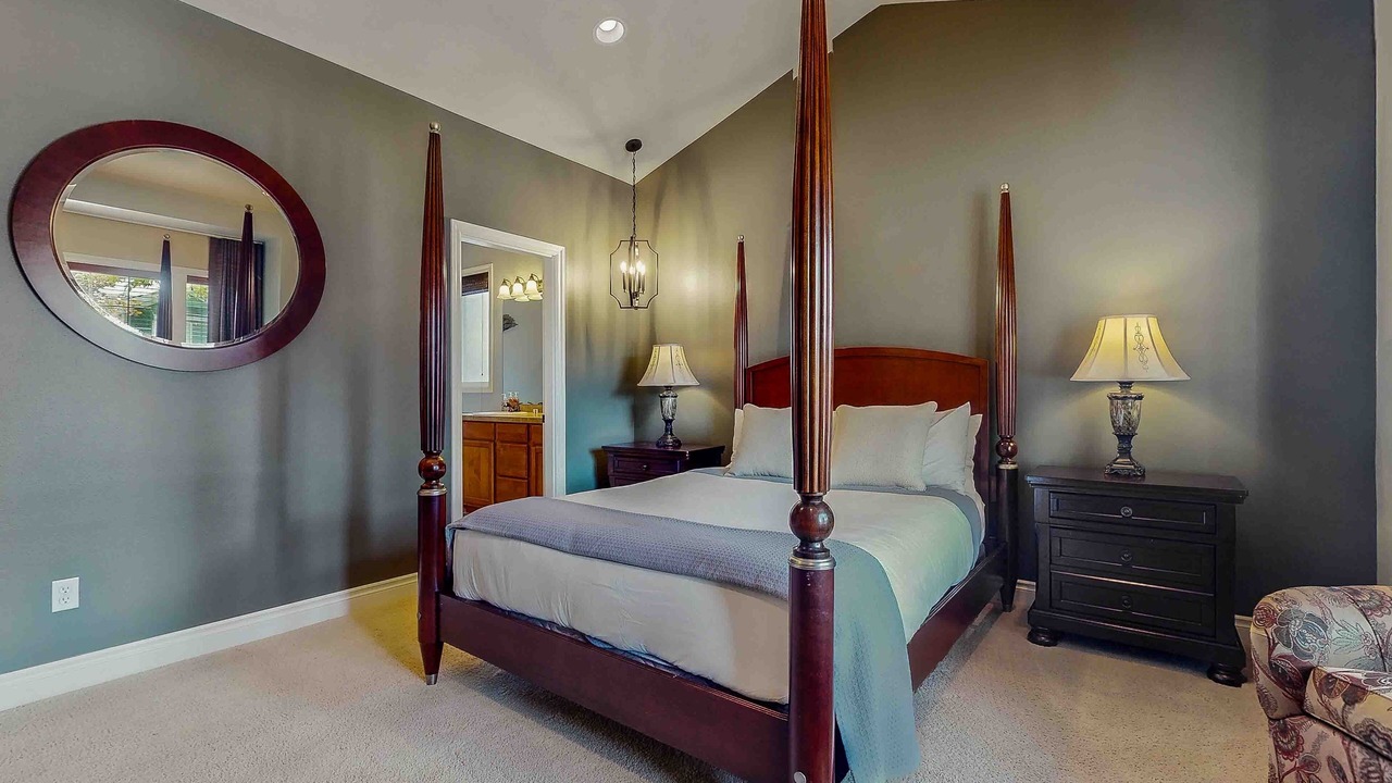 Photo of Bedroom in Enumclaw