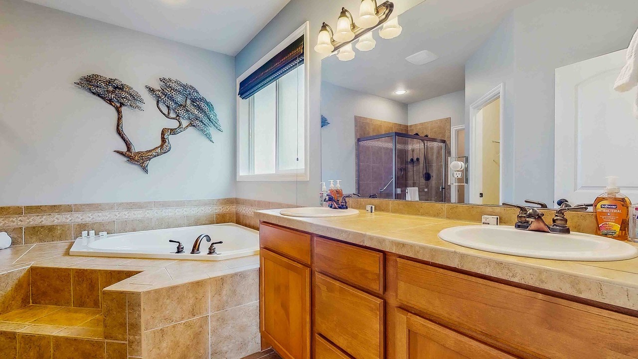 Photo of Bathroom in Enumclaw
