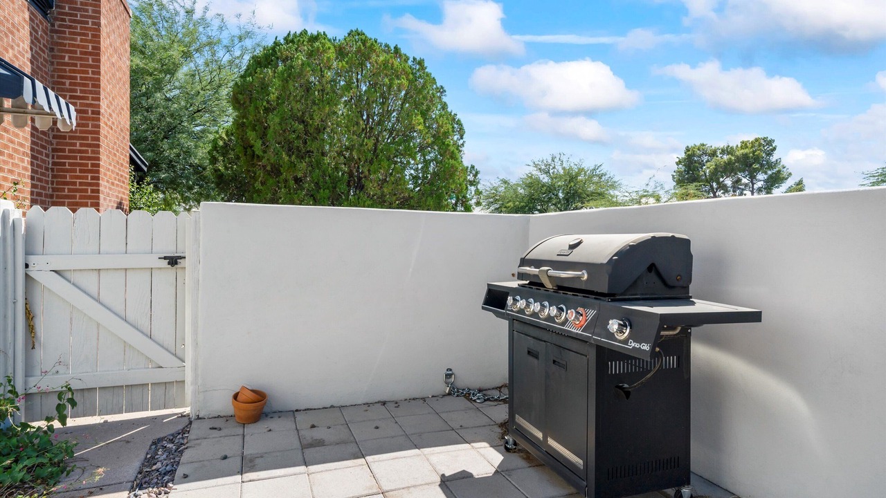 Photo of Patio Balcony in Sam Hughes