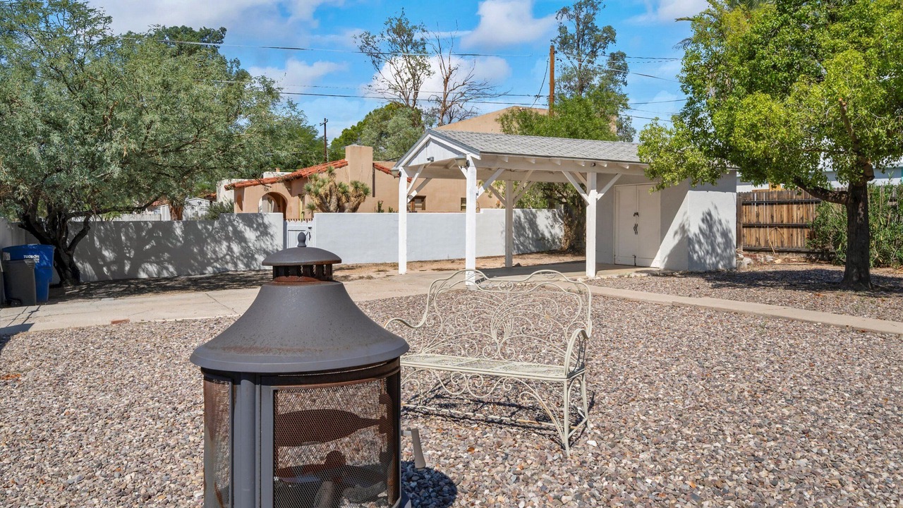 Photo of Patio Balcony in Sam Hughes