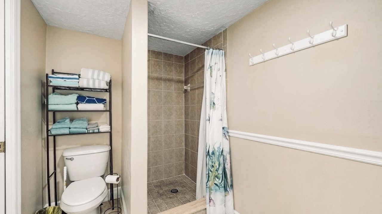 Photo of Bathroom in Cape Caneveral Beach Gardens