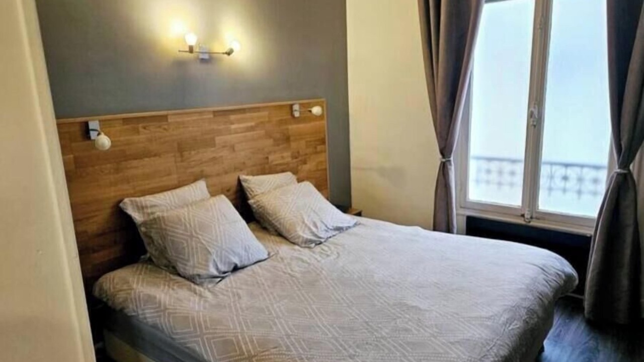 Photo of Bedroom in Levallois-Perret