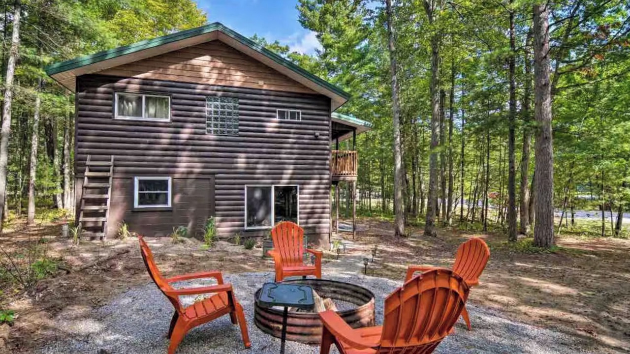 Photo of Patio Balcony in Interlochen