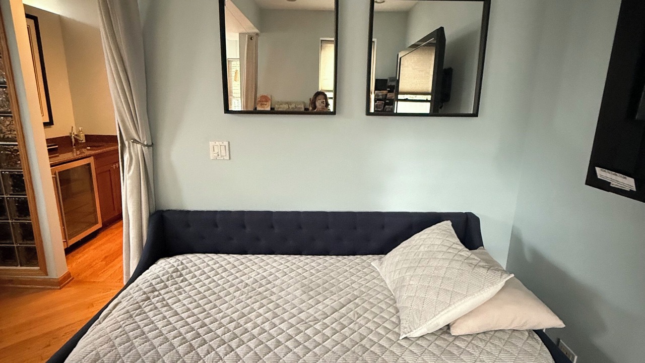 Photo of Bedroom in Irving Park