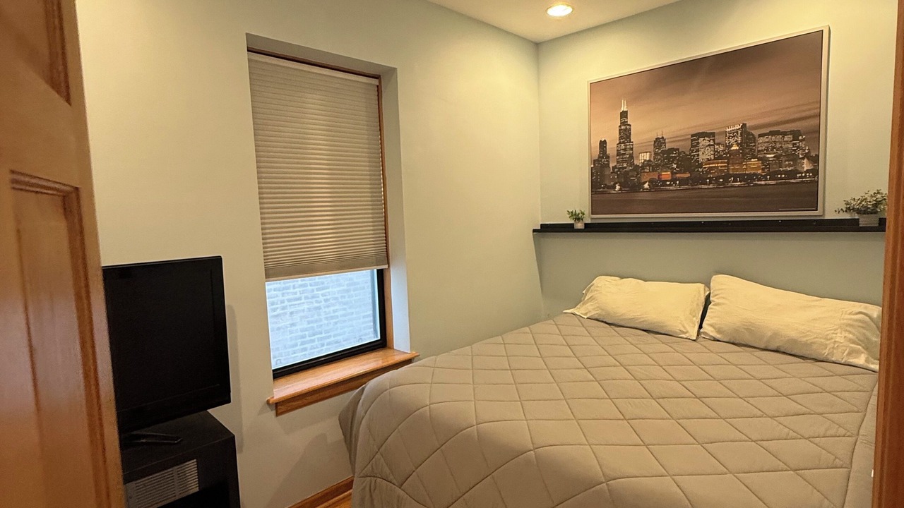 Photo of Bedroom in Irving Park