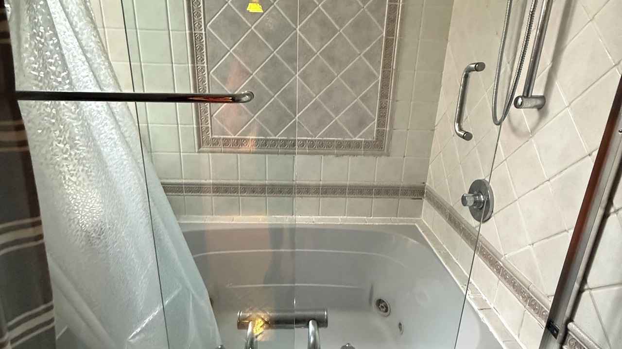 Photo of Bathroom in Irving Park