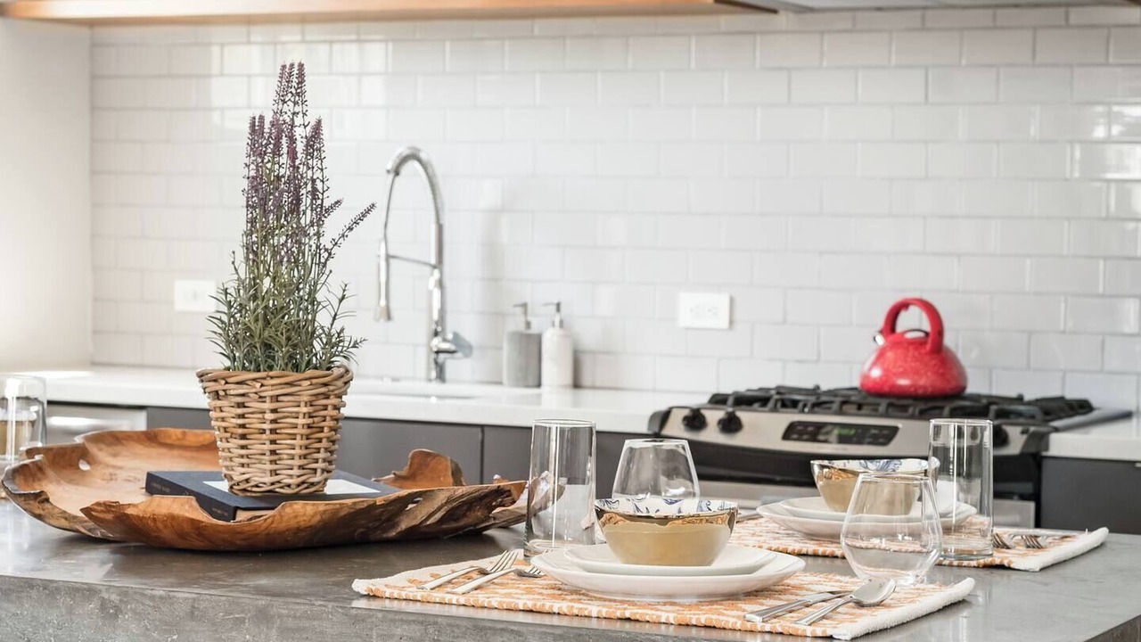 Photo of Kitchen in Circle Area