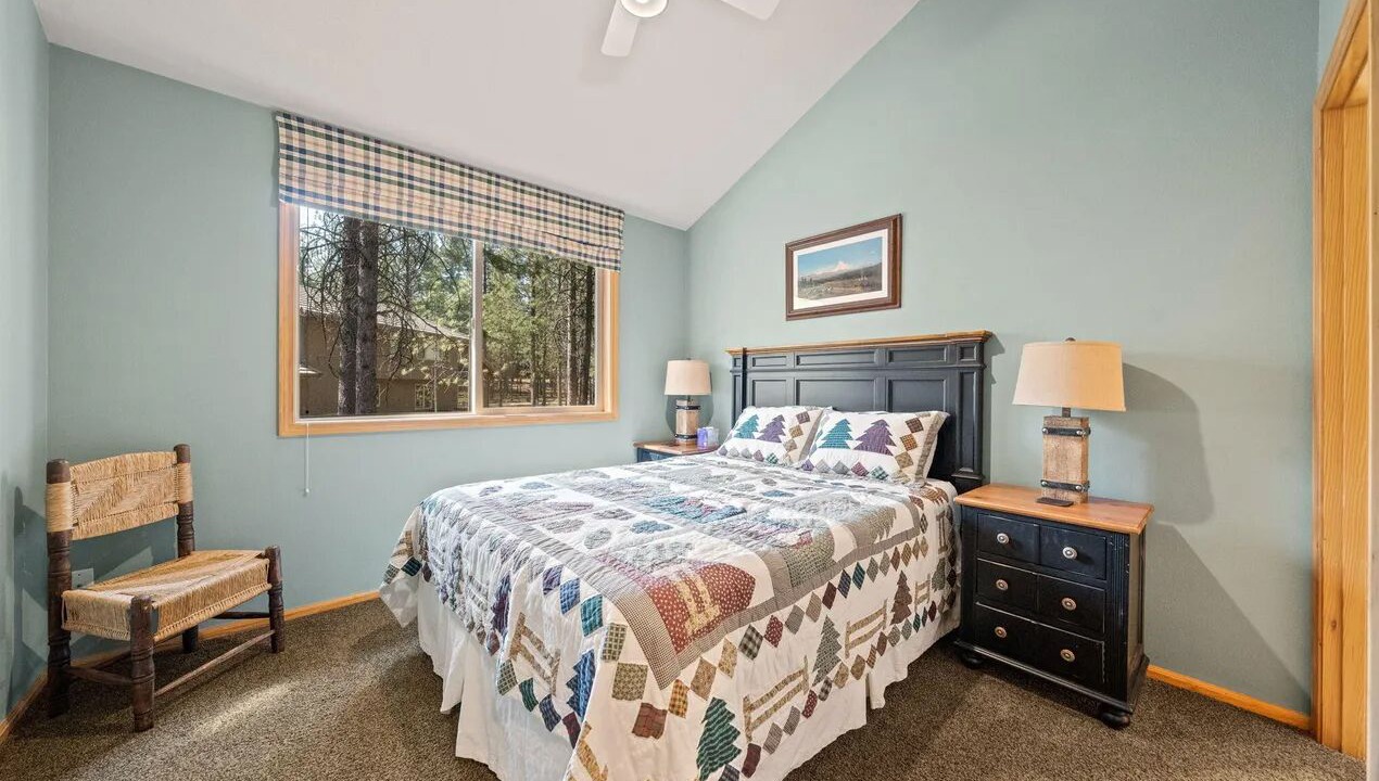 Photo of Bedroom in Black Butte Ranch