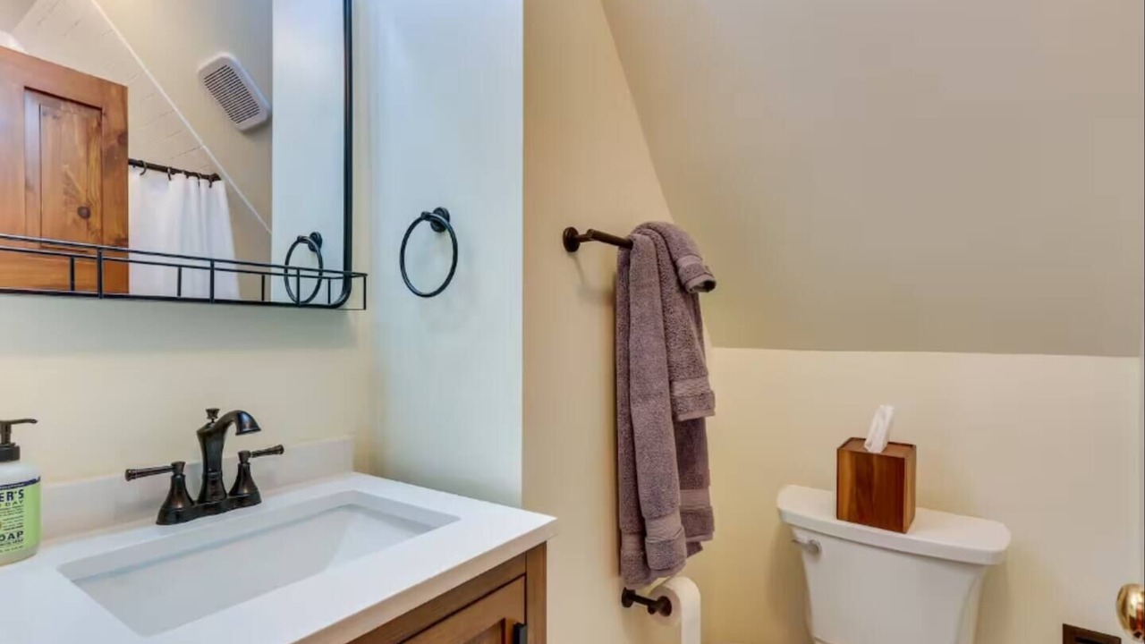 Photo of Bathroom in Front Royal