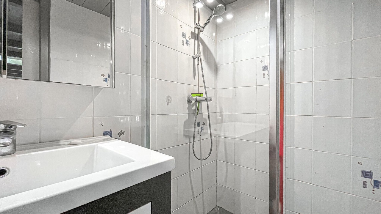 Photo of Bathroom in Aramon