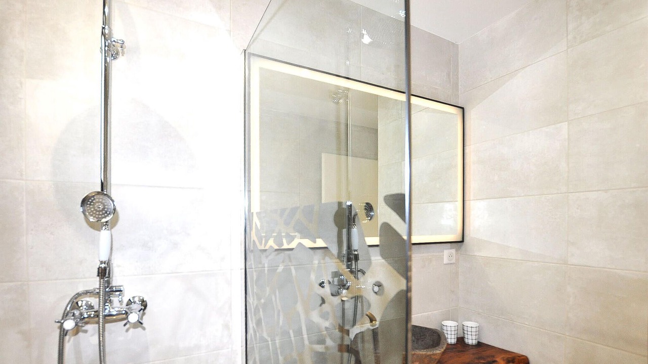 Photo of Bathroom in Angoustrine